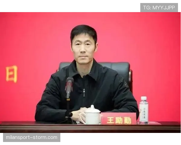 王励勤退役后住的那套房子，一个月物业费比我工资还高